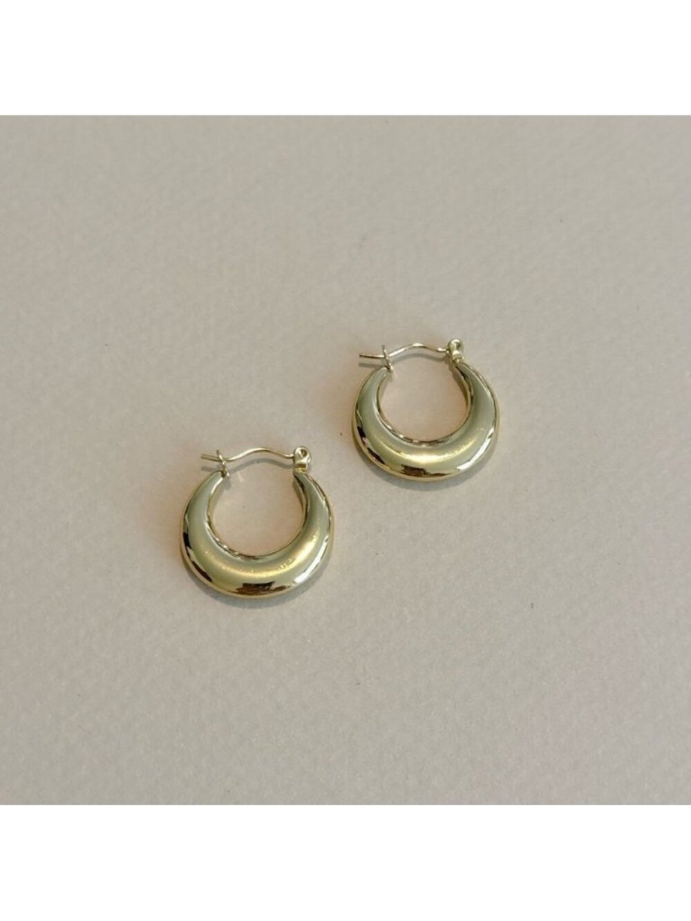 Minimalist hoop earrings M980